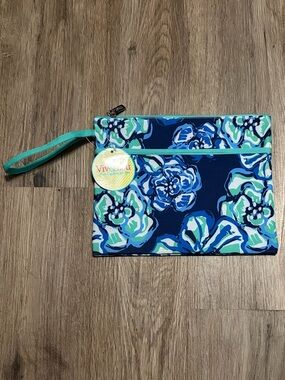 Vix & Lou Floral Wristlet Pouch - Navy/Mint - New With Tags